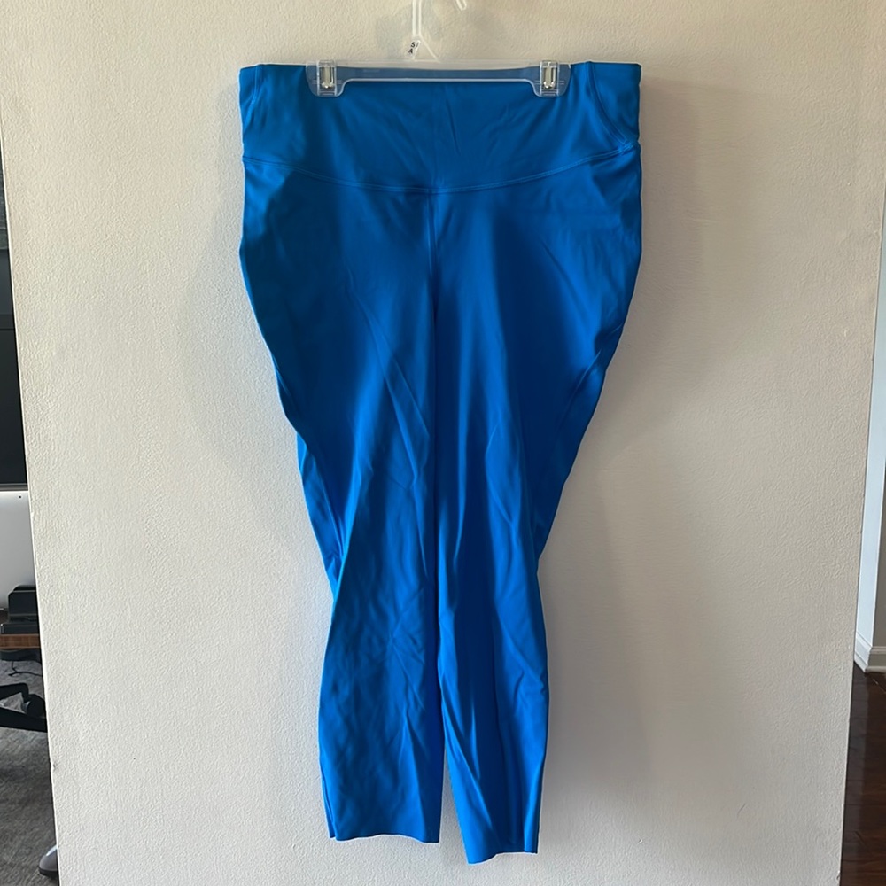 Lululemon Base Pace 25”